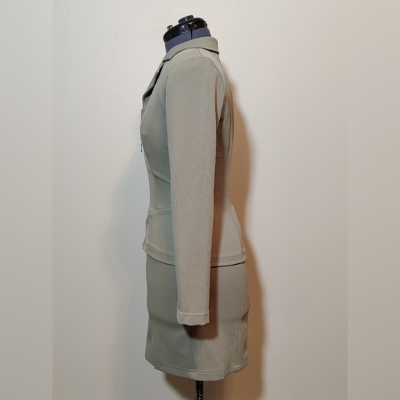 BRIOCHE CALIFORNIA Olive Green 2 Piece Set - Picture 4 of 11